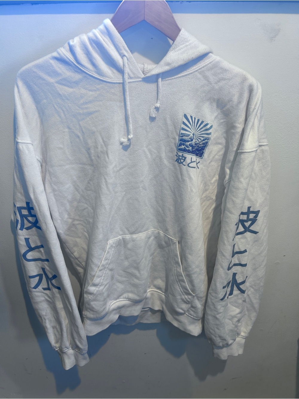 Unbranded White Hoodie with Blue Wave Graphic BOY’s 3set